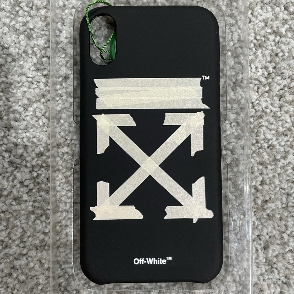 Authentic Off-White Tape Arrows Iphone XR Case